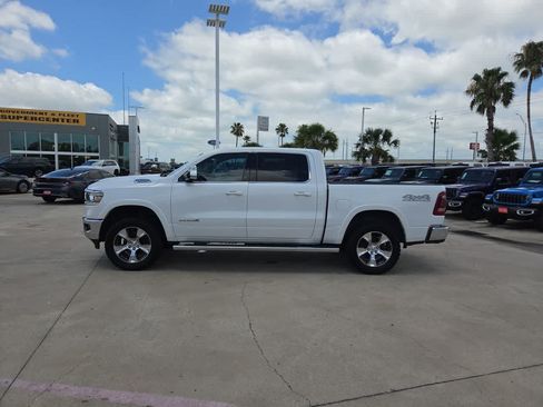Used 2019 RAM 1500 Laramie AWD/4WD image 11