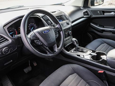 Used 2015 Ford Edge SE image 27