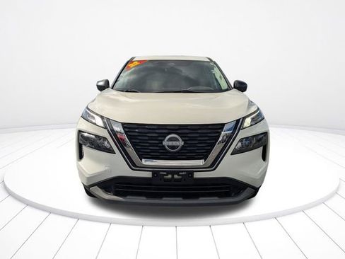 Used 2022 Nissan Rogue S image 8