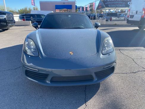 Used 2017 Porsche 718 Boxster S image 2