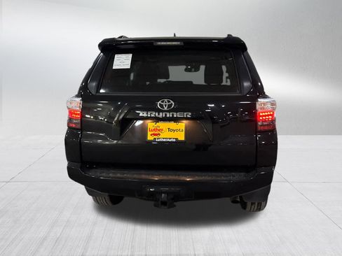 Certified 2024 Toyota 4Runner SR5 Premium image 5