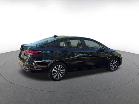 Used 2025 Nissan Versa SV image 16