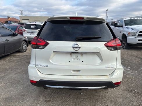 Used 2020 Nissan Rogue SL image 3