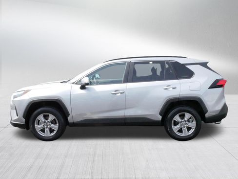 Certified 2025 Toyota RAV4 XLE AWD/4WD image 4