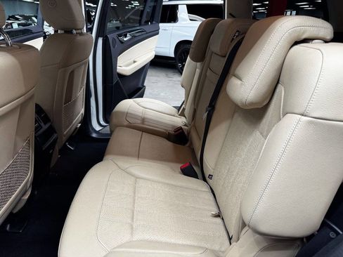 Used 2019 Mercedes-Benz GLS 450 4MATIC image 43