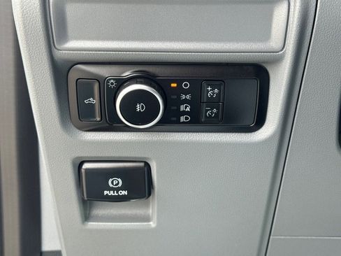 Used 2023 Ford F150 XL w/ XL Chrome Appearance Package image 15