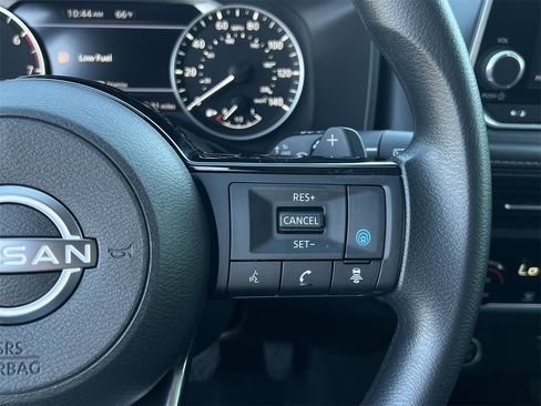 Certified 2023 Nissan Rogue SV image 12