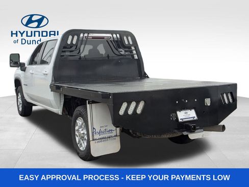 Used 2023 Chevrolet Silverado 2500 LT image 3