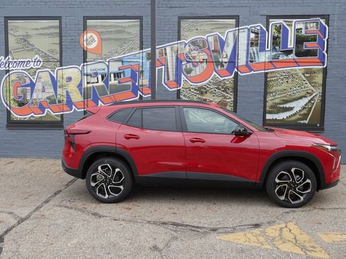 New 2026 Chevrolet Trax RS w/ Driver Confidence Package FWD image 34