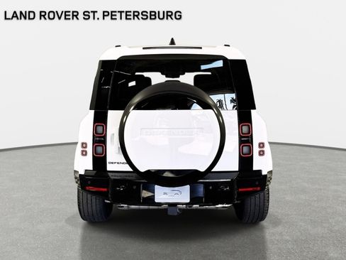 Used 2026 Land Rover Defender 110 X-Dynamic SE AWD/4WD image 6