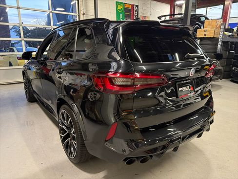 Used 2022 BMW X5 M Competition w/ Competition Package 2 image 7