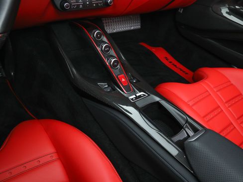 Certified 2023 Ferrari 812 GTS image 32