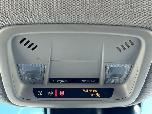 Used 2025 Chevrolet Malibu RS image 18