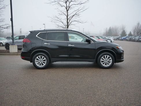 Used 2020 Nissan Rogue SV image 47