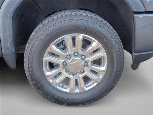 Used 2020 GMC Sierra 2500 Denali w/ Denali Ultimate Package image 22