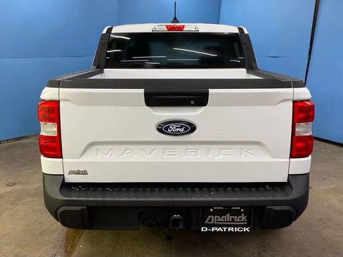 New 2025 Ford Maverick XL image 8