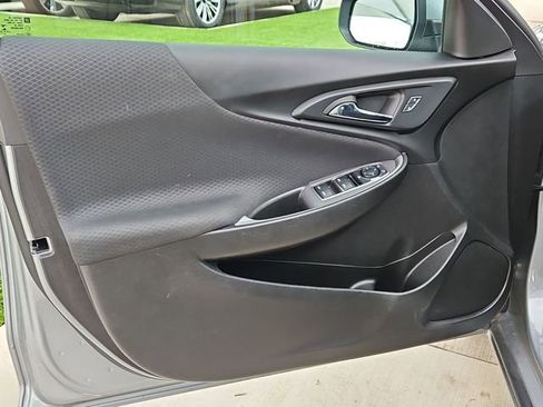 Used 2025 Chevrolet Malibu LT image 20
