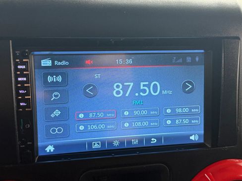 Used 2013 Jeep Wrangler Sport AWD/4WD image 23