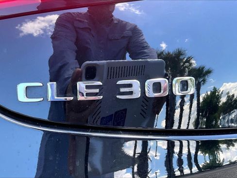 Used 2025 Mercedes-Benz CLE 300 4MATIC Cabriolet image 28