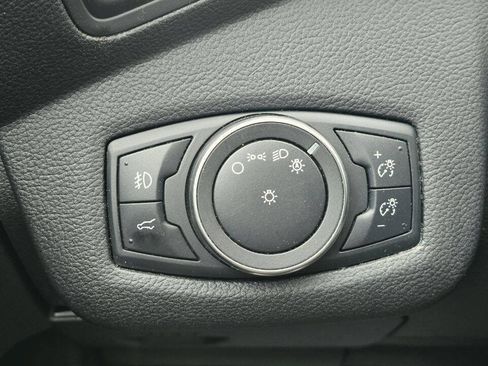 Used 2019 Ford Escape SEL AWD/4WD image 30