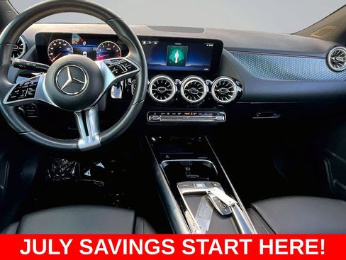 Used 2025 Mercedes-Benz GLA 250 4MATIC image 9