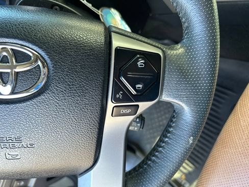 Used 2019 Toyota 4Runner Limited AWD/4WD image 21