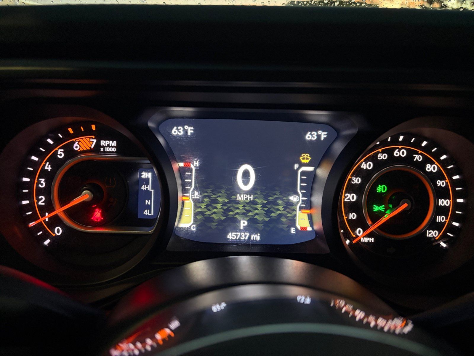 Used 2025 Jeep Wrangler Unlimited Sahara AWD/4WD image 19