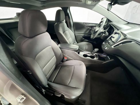 Used 2023 Chevrolet Malibu LT image 31