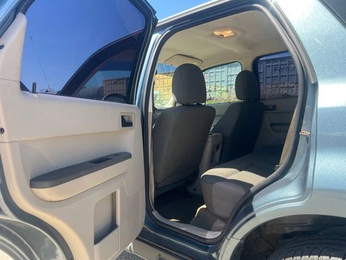 Used 2011 Ford Escape XLS w/ 101A Rapid Spec Order Code image 12