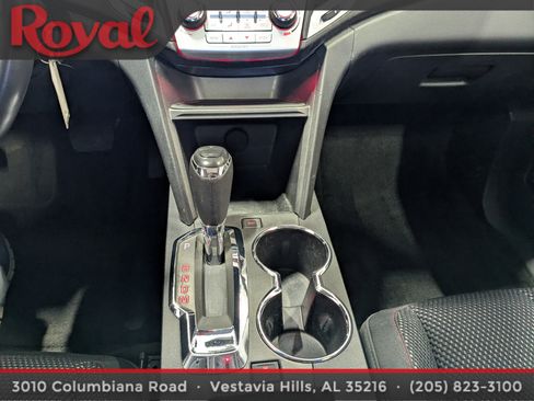 Used 2017 GMC Terrain SLE w/ Technology Package image 22