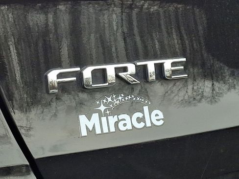 Used 2017 Kia Forte LX image 31