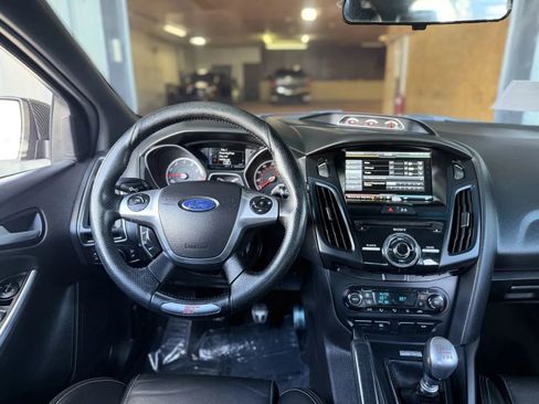 Used 2014 Ford Focus ST w/ Equipment Group 202A image 21