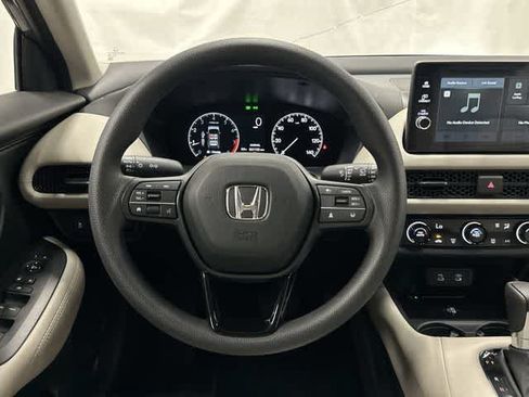 Certified 2027 Honda HR-V LX image 15