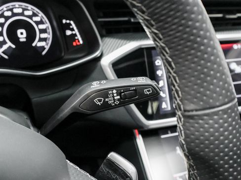 Used 2023 Audi RS 6 image 11