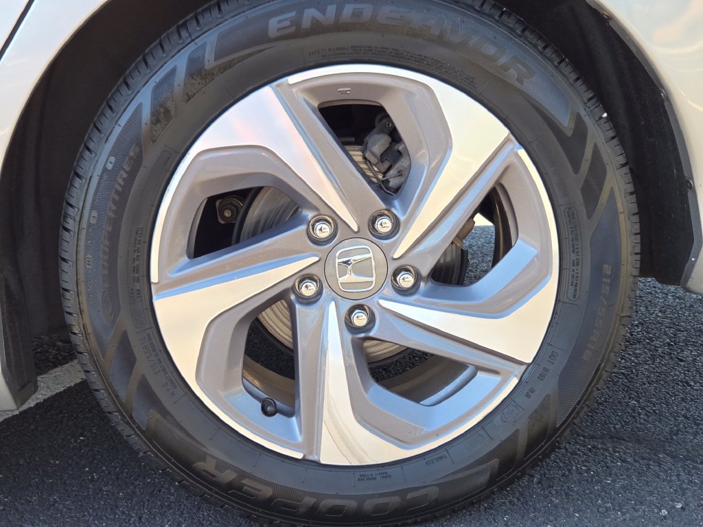 Certified 2020 Honda Insight EX image 15