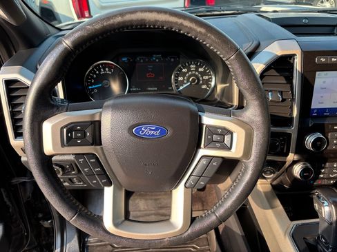 Used 2020 Ford F150 Lariat w/ Equipment Group 502A Luxury AWD/4WD image 17