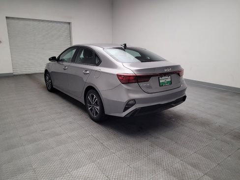 Used 2023 Kia Forte LXS w/ LXS Technology Package image 5