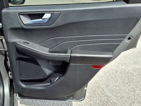 Used 2022 Ford Escape SEL FWD image 14