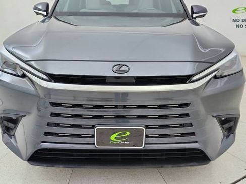 Used 2025 Lexus TX 350 AWD w/ Technology Package image 9