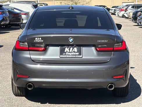 Used 2021 BMW 330i Sedan w/ Convenience Package RWD image 3