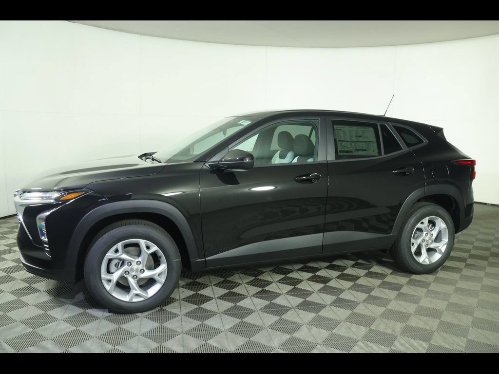 New 2026 Chevrolet Trax LS w/ LS Convenience Package FWD image 13