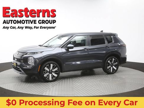 Used 2025 Mitsubishi Outlander SE AWD/4WD image 57