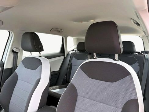 Certified 2025 Volkswagen Taos S image 19