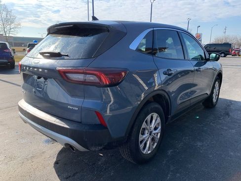 Used 2024 Ford Escape Active w/ Tech Pack #2 AWD/4WD image 3