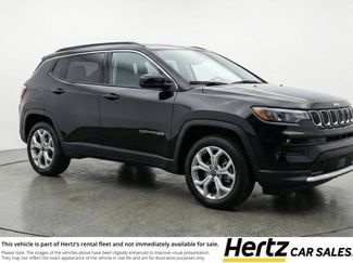 Used 2025 Jeep Compass Latitude video 1