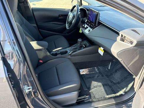 Used 2026 Toyota Corolla LE image 18