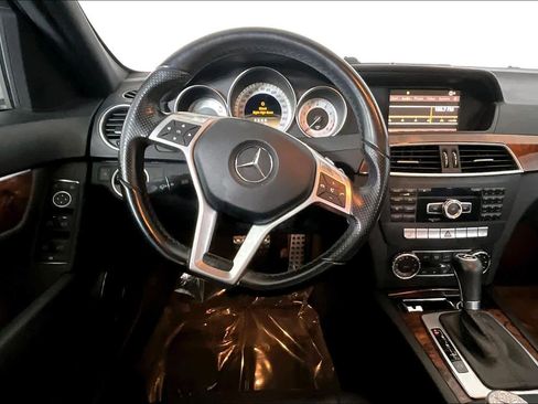 Used 2012 Mercedes-Benz C 300 4MATIC Sedan image 6