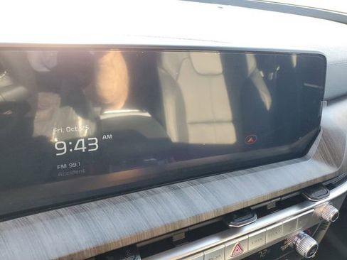 New 2025 Kia Telluride EX w/ EX Captain's Chair Package image 15