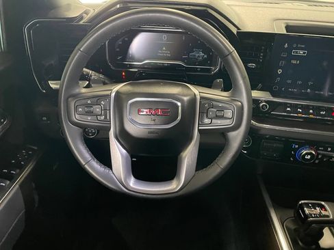 Used 2024 GMC Sierra 1500 SLT AWD/4WD image 13