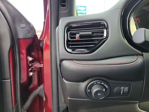 Used 2023 Dodge Durango GT image 20